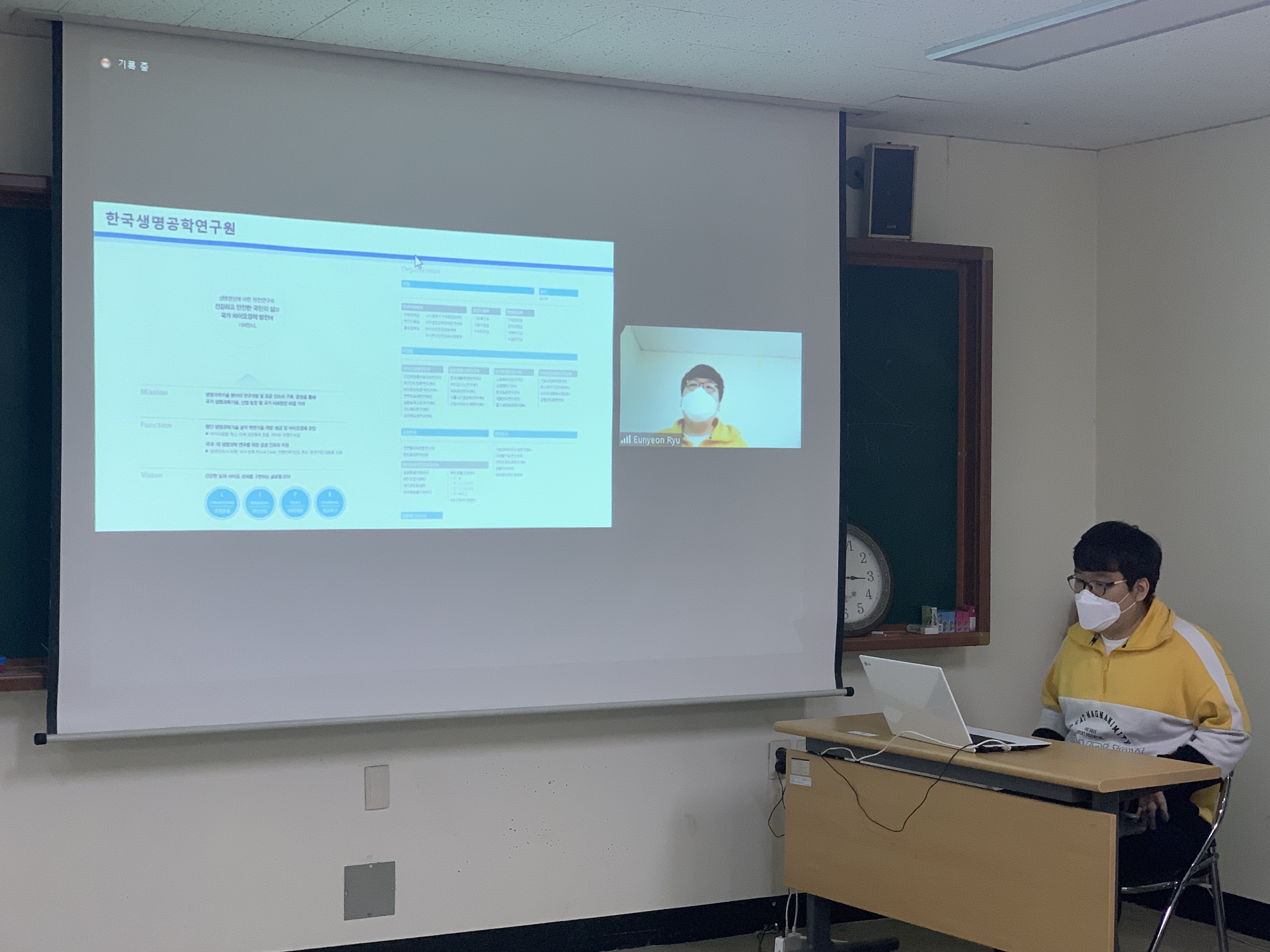 성용1.jpg 첨부 이미지